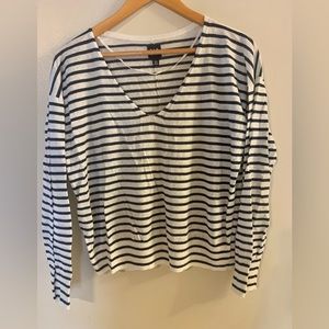Gap navy and white striped sweater